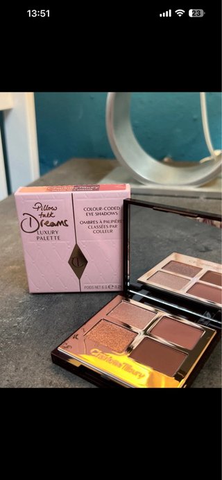 Charlotte Tilbury Pillow Talk Dreams Palette