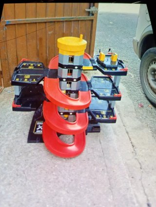 Circuito de Coches Parking 3 Niveles