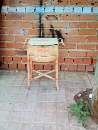 Cesta mimbre con tapa y asas y cajon
