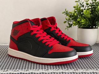 Air Jordan 1 Mid (GS) 'Alternate Bred'