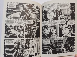 Cómic Agujero negro / Black Hole (Integral)