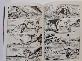 Cómic Agujero negro / Black Hole (Integral)