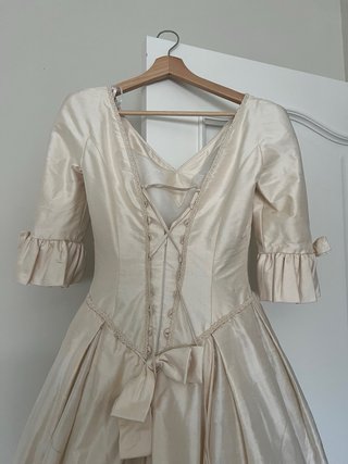 Vestido de Novia Beige