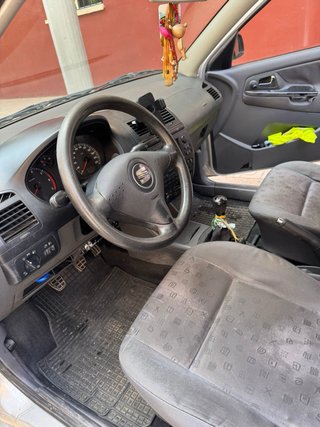 SEAT Ibiza stella 2001 gasolina