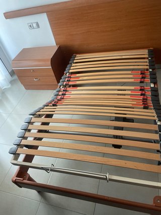Cama articulada eléctrica con colchón