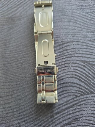 Reloj Time Force Dorado y Plateado