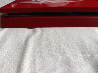 PS4 Pro 1TB Spider-Man Edizione Speciale Rossa