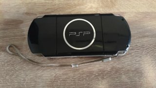 PSP-3004 negra (modelo Slim & Lite)