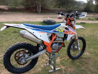 KTM 250 EXC-F 6 DAYS Enduro Moto