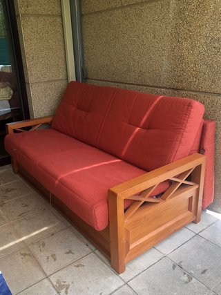 Sillón reclinable de madera