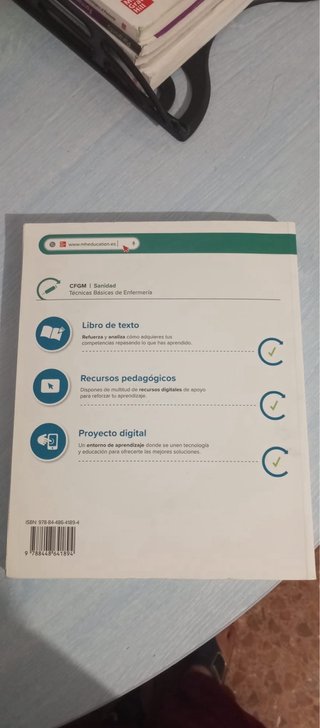 Libros de auxiliar de Enfermería grado medio