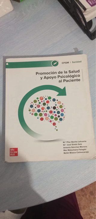 Libros de auxiliar de Enfermería grado medio