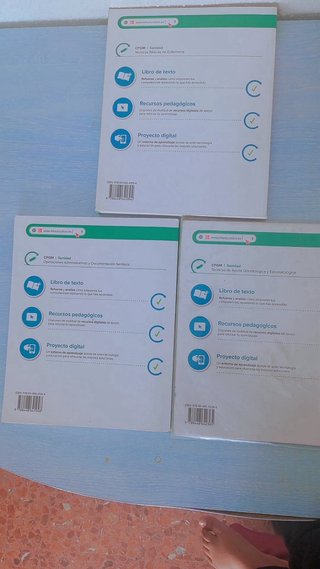 Libros de auxiliar de Enfermería grado medio