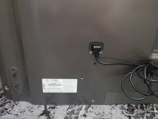 Televisión 42 pulgadas LG con golpe