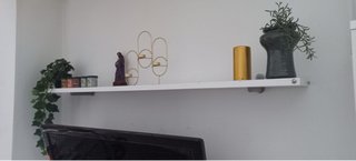 Mueble Vitrina Beige y Blanco