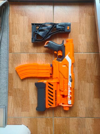 Pistola Nerf N-Strike Elite