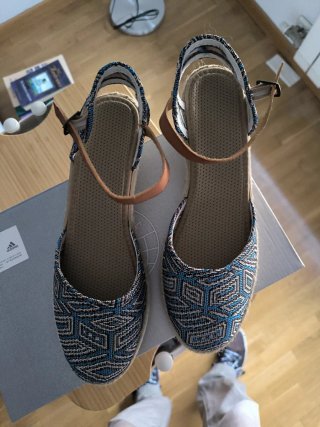 Sandalias cuña esparto étnicas