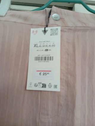 Falda Zara XL Rosa Rayas Volante