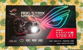 Scheda grafica Asus ROG Radeon RX 5700XT a tripla ventola