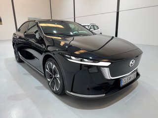 Mazda 6e 2025