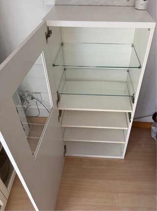 Mueble Vitrina Blanco y Transparente