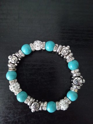 Set de bisutería: pendientes y pulsera