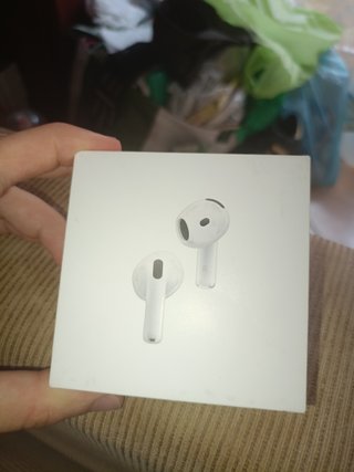 Apple AirPods 4 (ANC) MXP93ZM/A