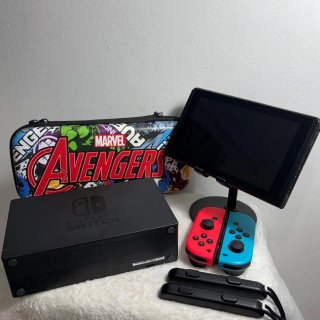 Nintendo Switch Azul y Rojo