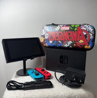 Nintendo Switch Azul y Rojo
