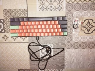 Teclado mecánico RGB 60% MUCAI MKA610B + switches