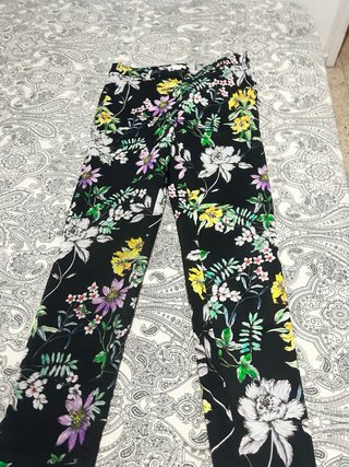 Pantalón cuadros blanco y negro + falda y estampad