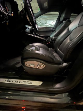 Porsche Macan  gts  2018