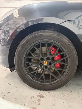 Porsche Macan  gts  2018