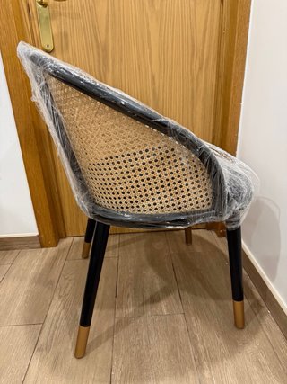 Silla comedor ratán negra y dorada