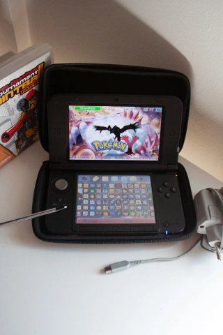 3DS XL roja + Juegos