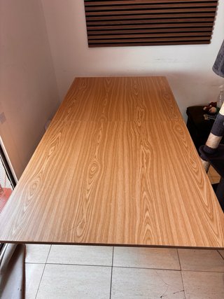 Mesa de madera desplegable