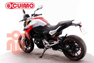 BMW F 900 R