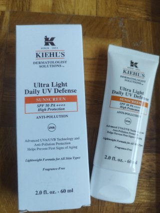 Kiehl's Protector Solar Ultra Light Daily UV Defen