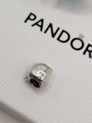 Charm Pandora Regina Argento 925