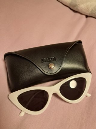 Gafas de sol blancas