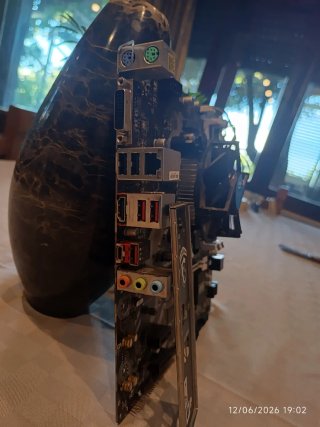 MSI B250M Bazooka + Xeon E-2244G | 4C/8T 4.8GHZ
