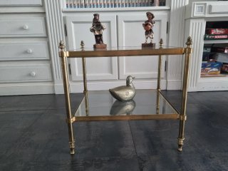 Mesita auxiliar bronce y cristal