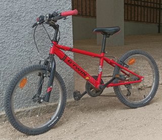 Bicicleta Infantil  BTWIN 20" para 5 a 9 años