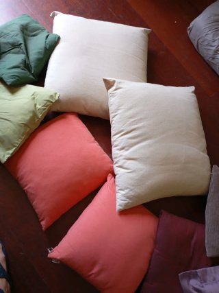 Lote de 19 cojines decorativos con su relleno
