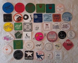 Lote de 39 posavasos de bares y discotecas