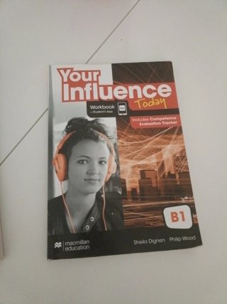 INFLUENCE TODAY 3 Student's book: libro de text...