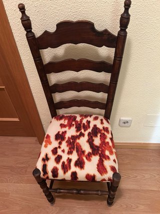 Silla vintage retapizada madera