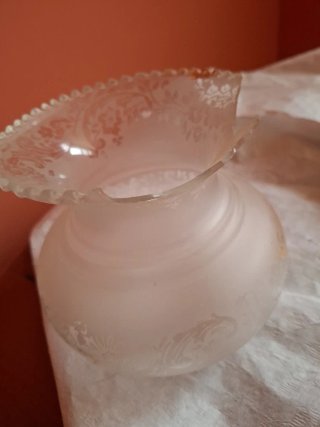 Tulipas de lámpara antiguas de cristal