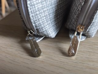 2 Neceser Gris y Dorado