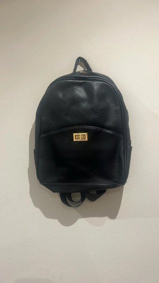 Mochila negra